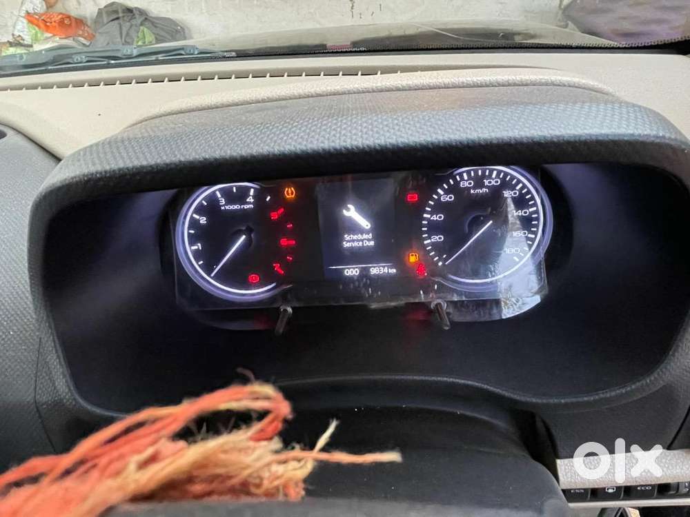 Mahindra Bolero Neo N8 Black 2024  10,000 Km  Single Owner