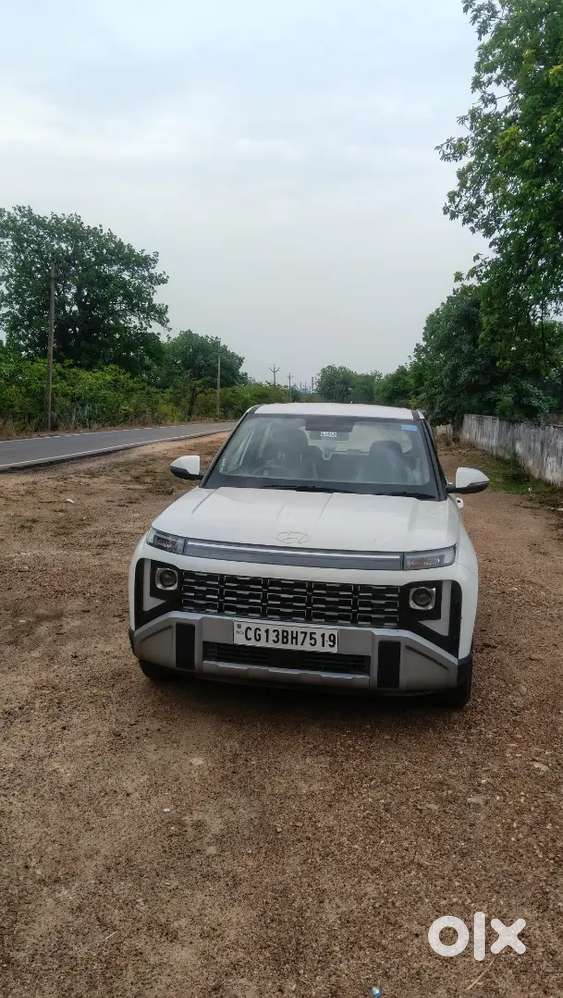 Hyundai New Venue 2025 Petrol 7000 Km Driven