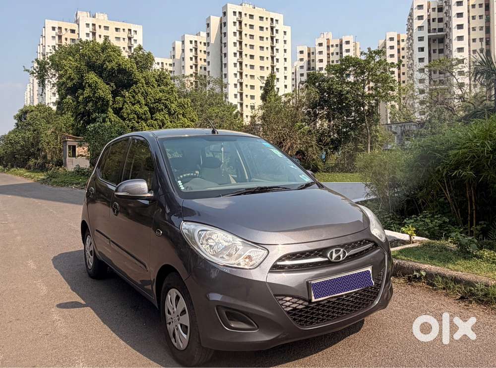 Hyundai I10 Sportz At, 2012, Petrol