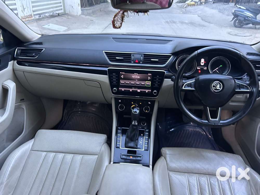 Skoda Superb Lk 1.8 Tsi At, 2017, Petrol