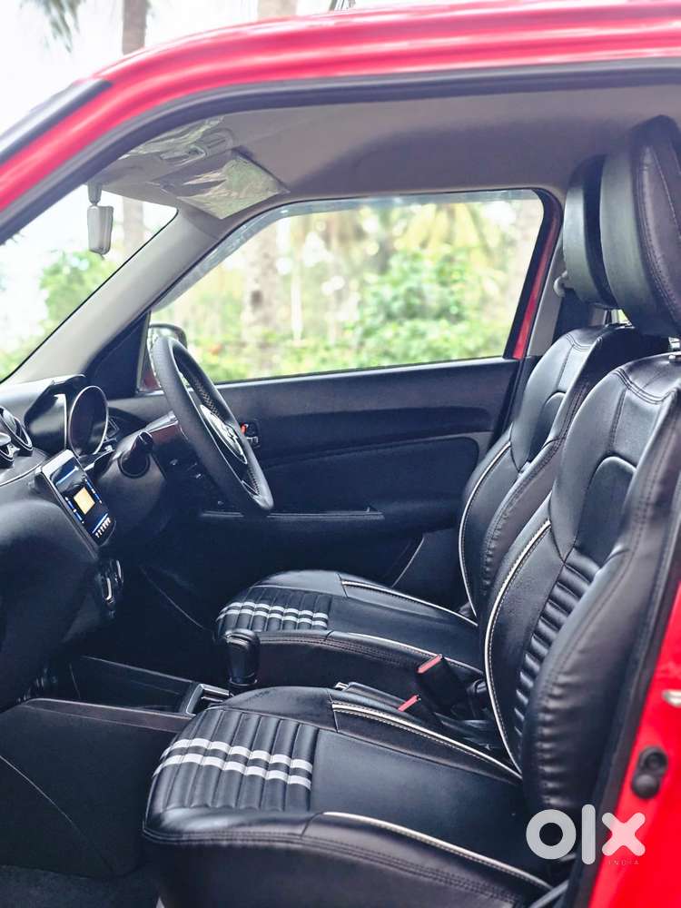 Maruti Suzuki Swift Vxi + Manual, 2022, Petrol