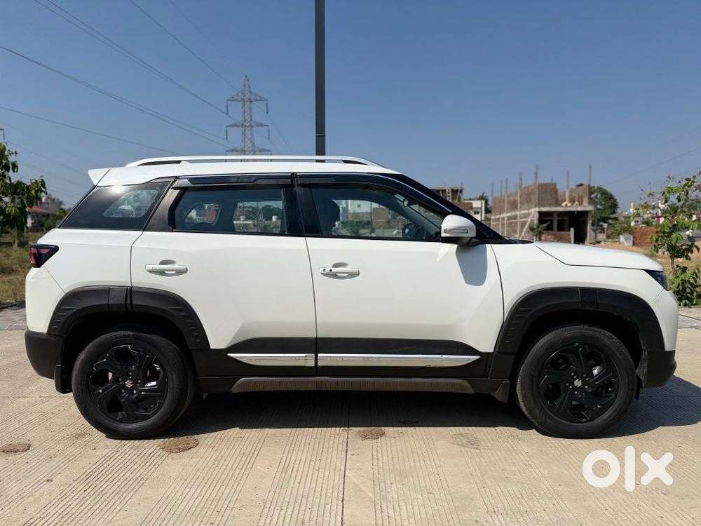 Maruti Suzuki Brezza 1.5 Zxi Smart Hybrid, 2022, Petrol