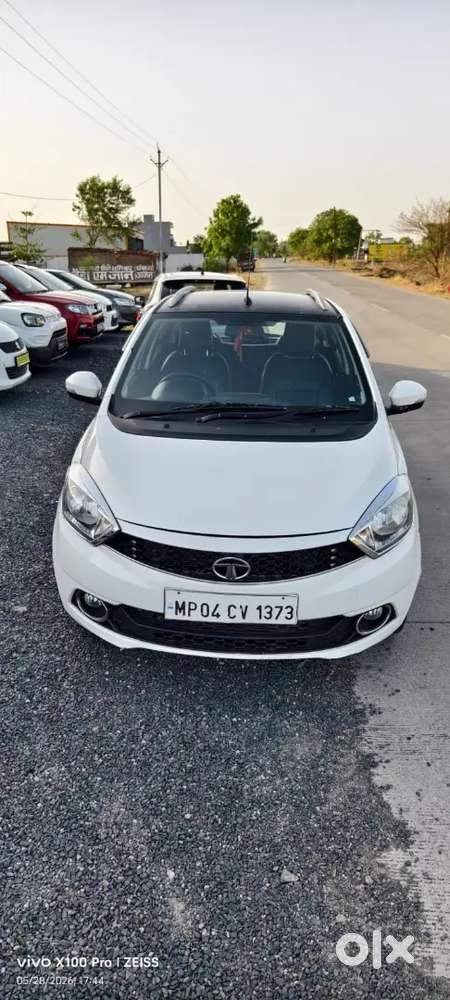 Tata Tiago Revotron 2018