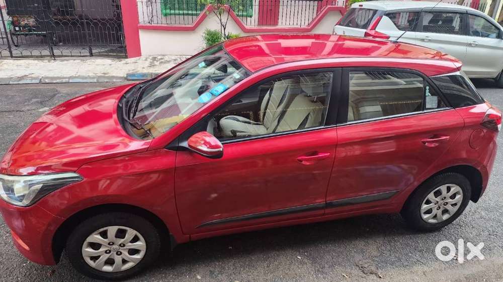 Hyundai I20 Sportz Optional On Urgent Sale