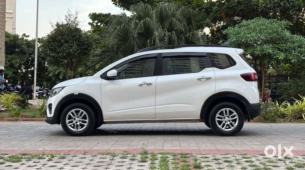 Renault Triber, 2020, Petrol