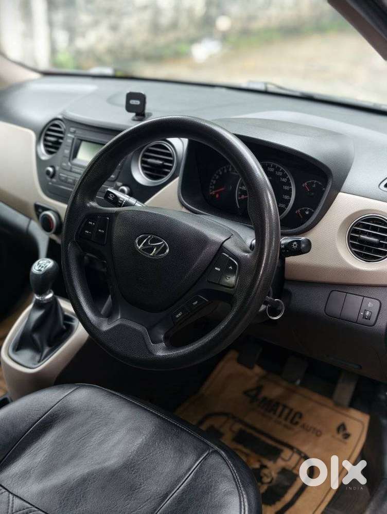 Hyundai Grand I10 Sportz, 2016, Petrol