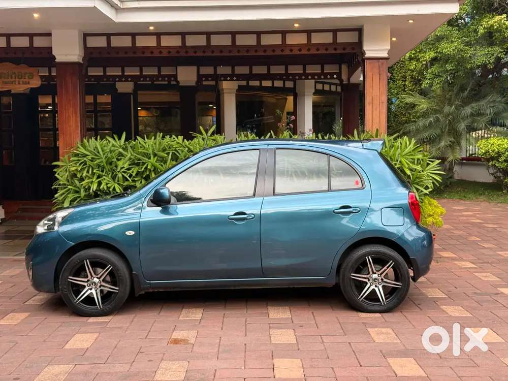 2017 Model Nissan Micra Xv Automatic Petrol Single Owner