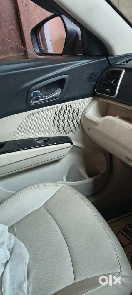 Mahindra Xuv300 Turbosport 2021 Diesel 21000 Km Driven