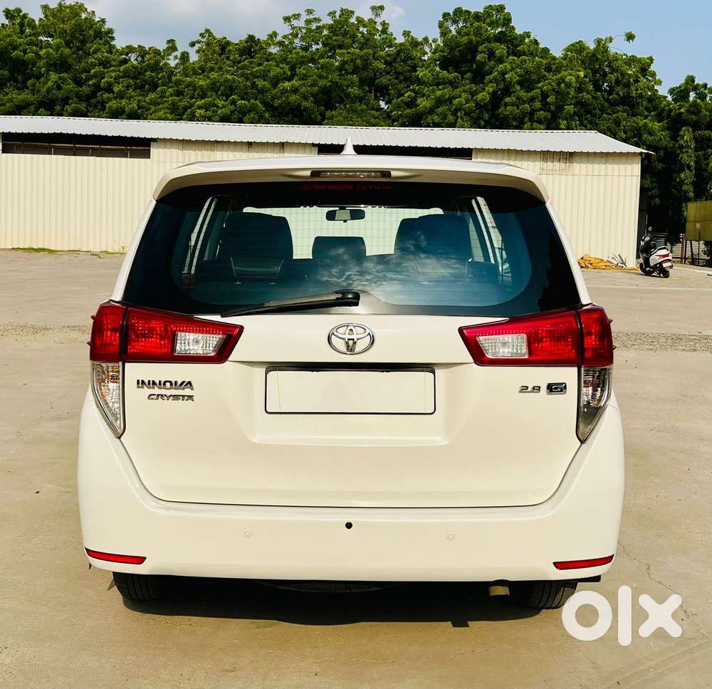 Toyota Innova Crysta [ ] 2.4 Gx At 7 Str, 2017, Diesel