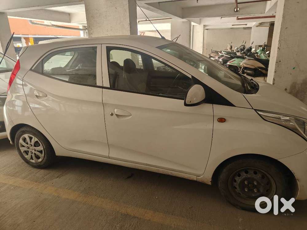 Hyundai Eon 2018 Petrol Good Condition Single Hand Driven White Colour
