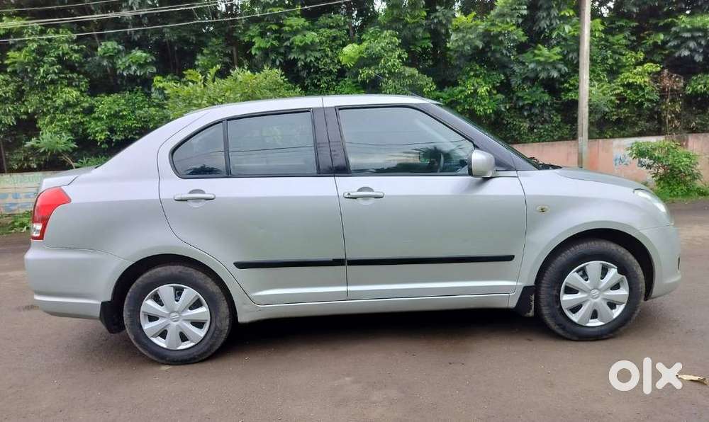 Maruti Suzuki Swift Dzire 1.2 Vxi Bsiv, 2011, Petrol