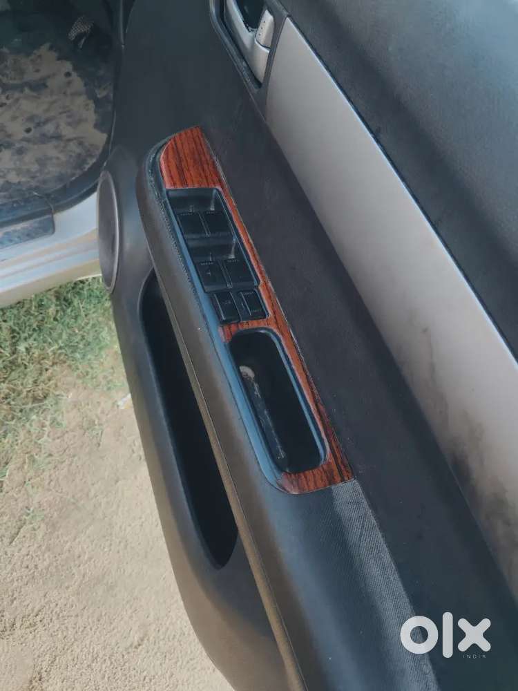 Maruti Suzuki Swift 2006