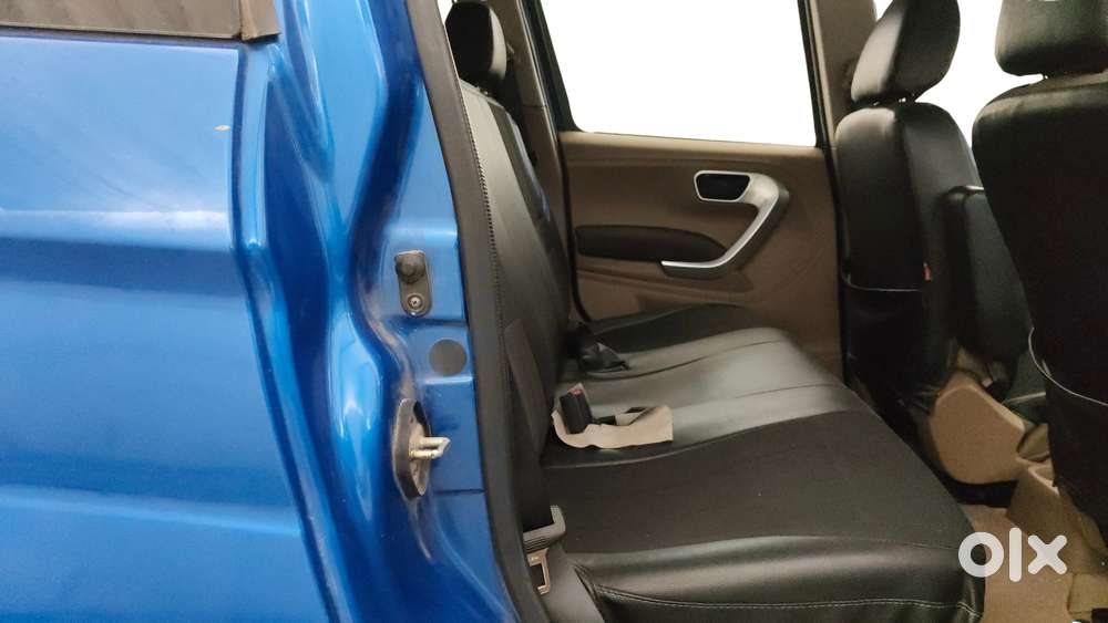 Mahindra Tuv 300 Mhawk100 T8, 2015, Diesel