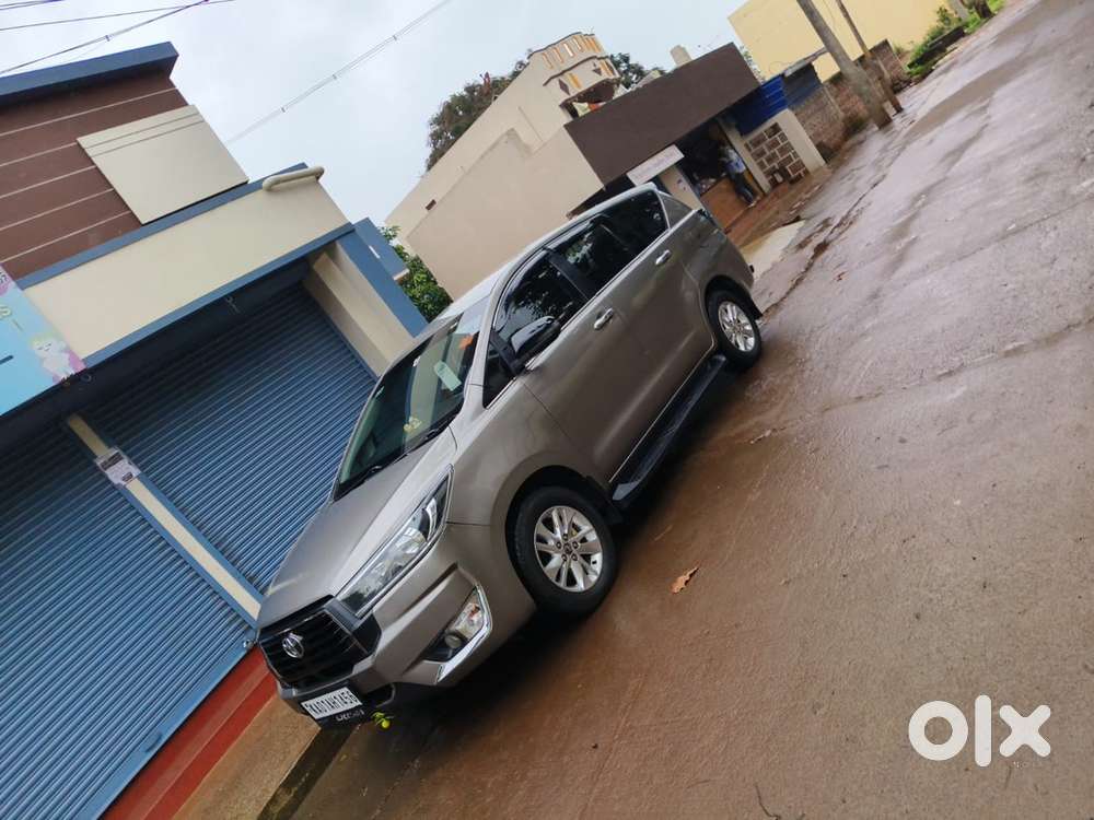 Toyota Innova Crysta Diesel 2017