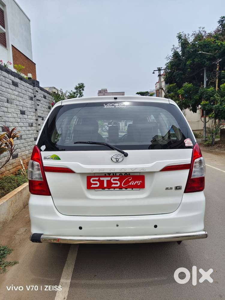 Toyota Innova 2.5 G (diesel) 8 Seater, 2015, Diesel