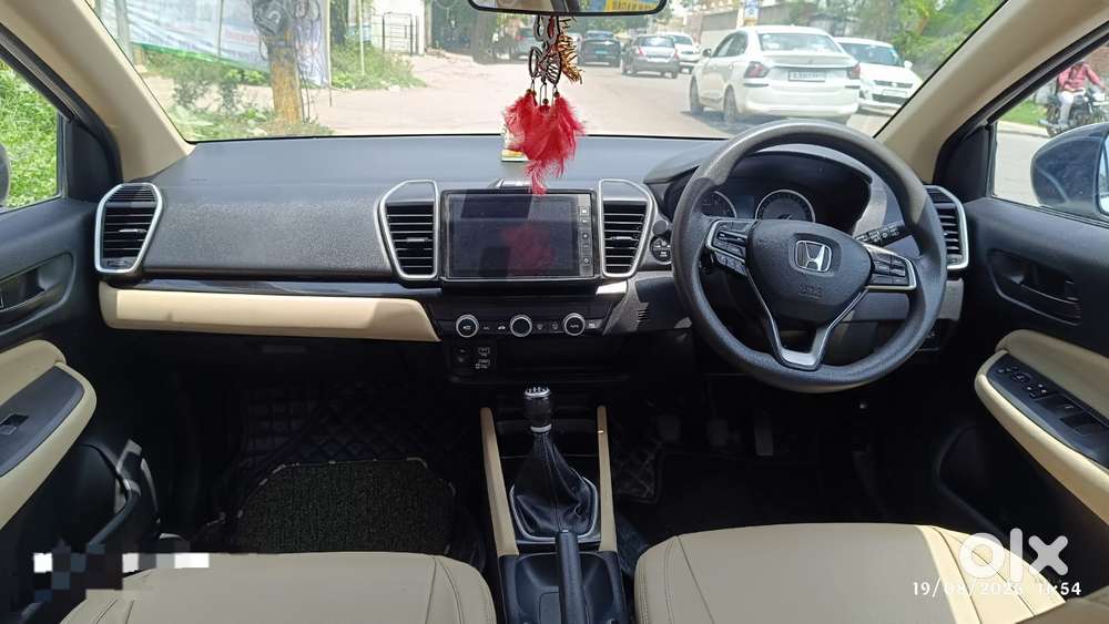 Honda City 1.5 V 5th Gen I-vtec Mt, 2022, Petrol