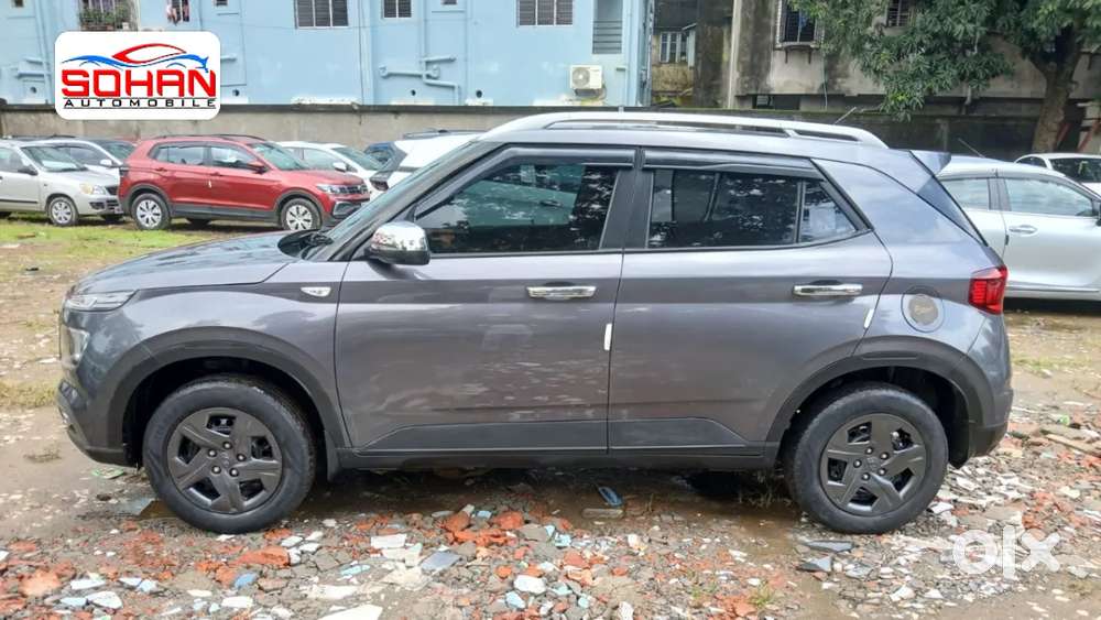 Hyundai Venue S 1.2 Petrol, 2020, Petrol