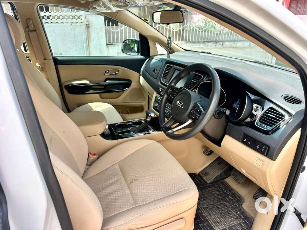 Kia Carnival Prestige, 2021, Diesel