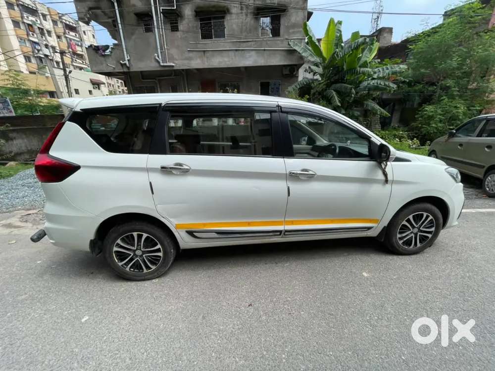 Maruti Suzuki Ertiga Vxi 2025