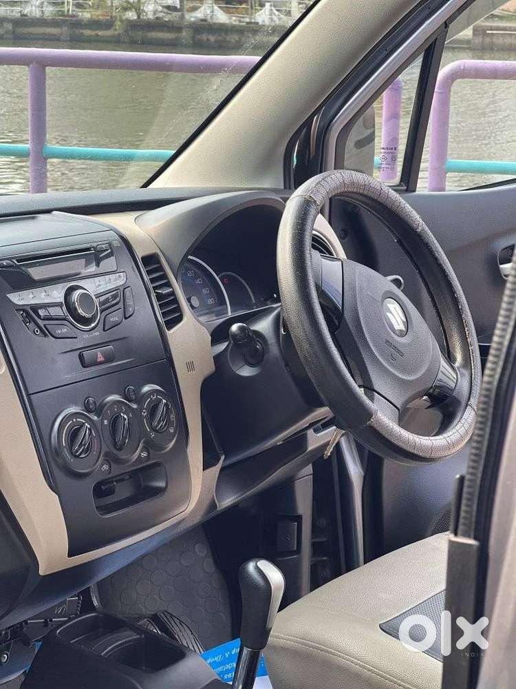 Maruti Suzuki Wagon R Stingray 1.0 Vxi Plus Amt, 2018, Petrol