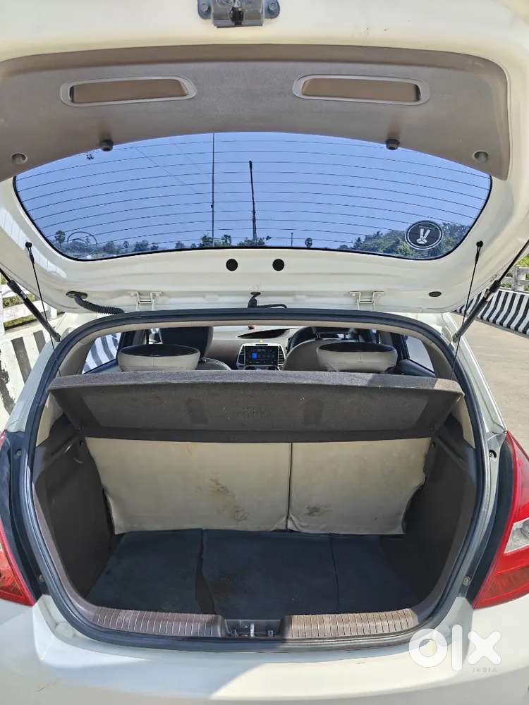 Hyundai I20 Asta 2010 Model