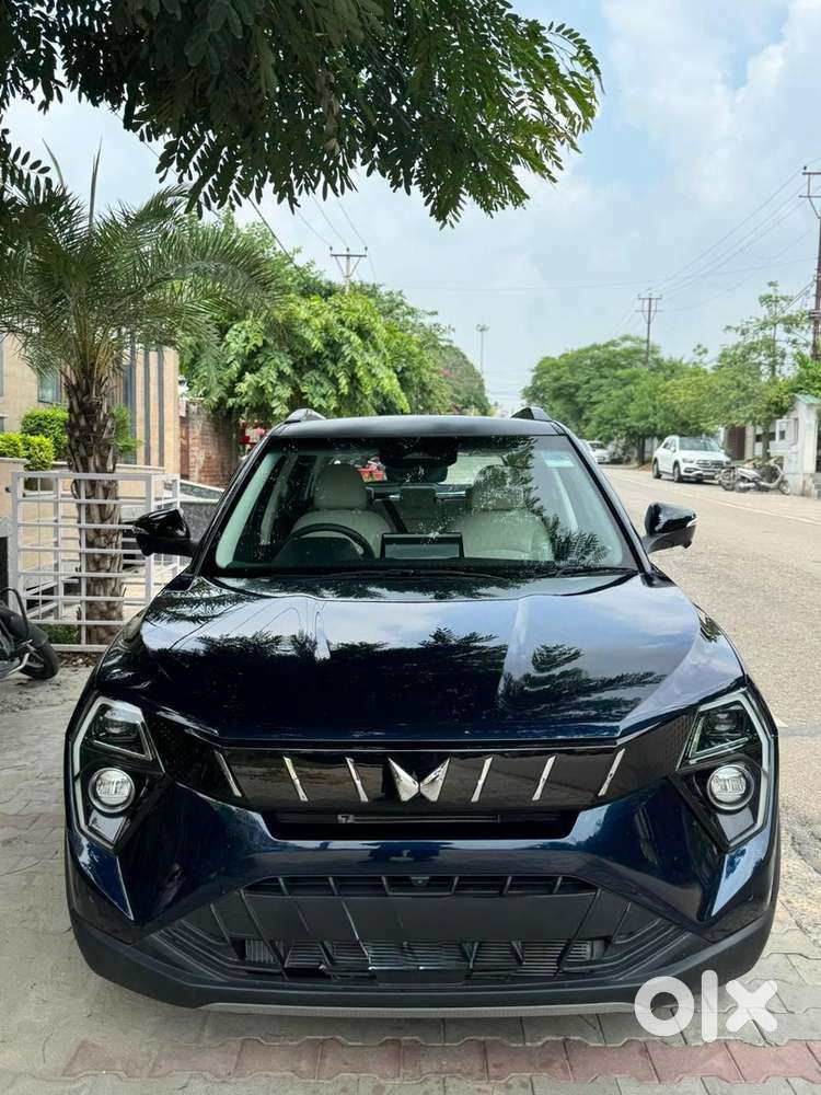 Mahindra Xuv 3xo 2024 Petrol Automatic