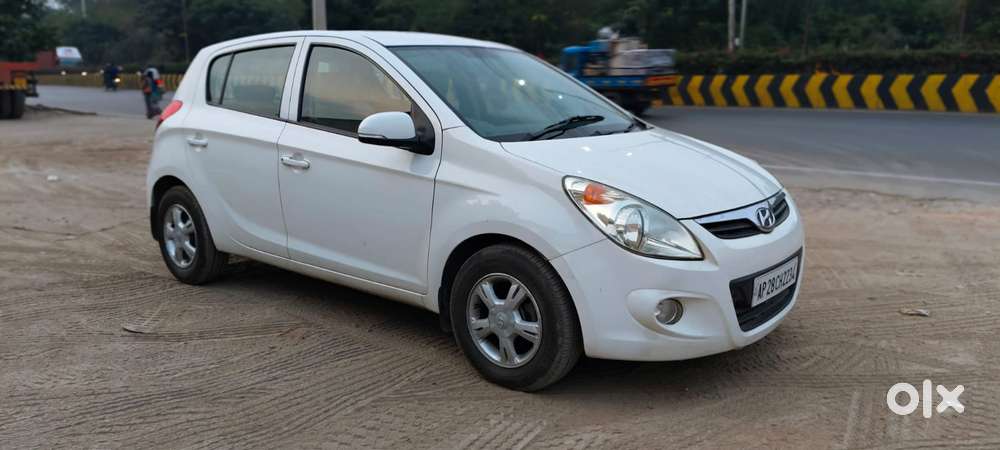Hyundai I20 Sportz 1.4 Crdi, 2012, Diesel