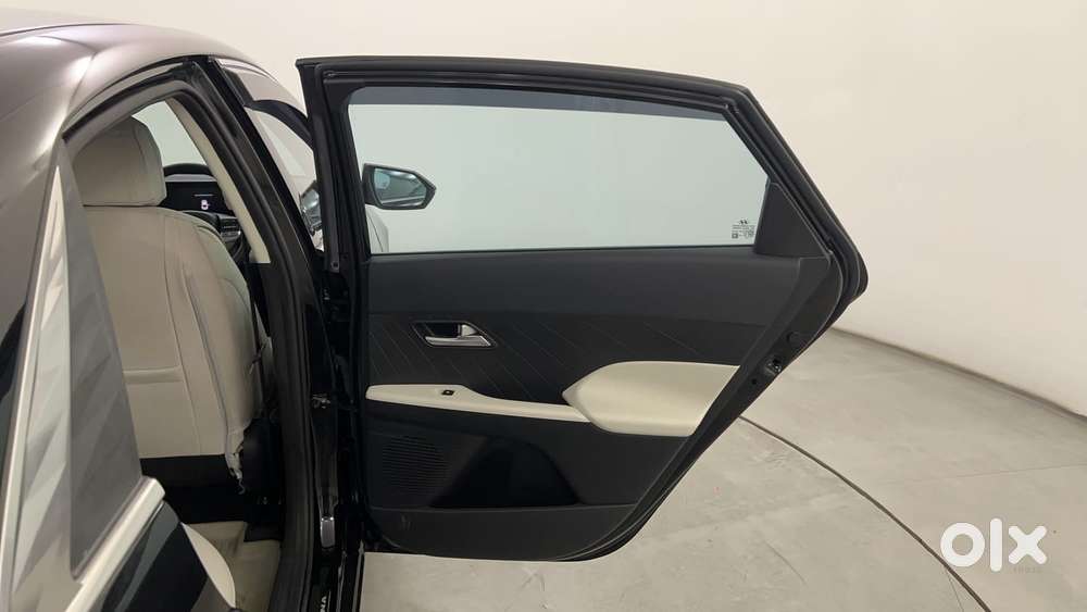 Hyundai Verna Sx 1.5 Petrol Ivt, 2024, Petrol