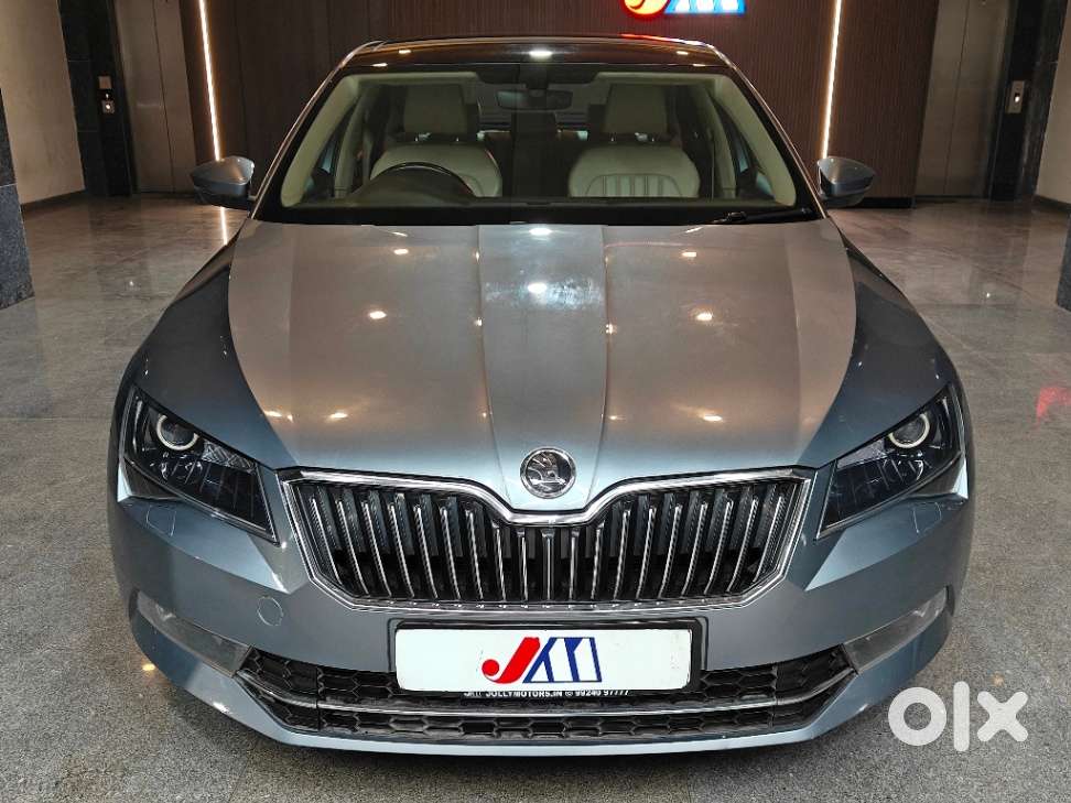 Skoda Superb Style 1.8 Tsi Mt, 2016, Petrol