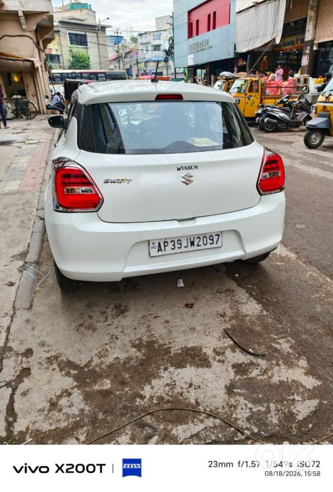 Maruti Suzuki Swift Vvt Lxi, 2021, Diesel