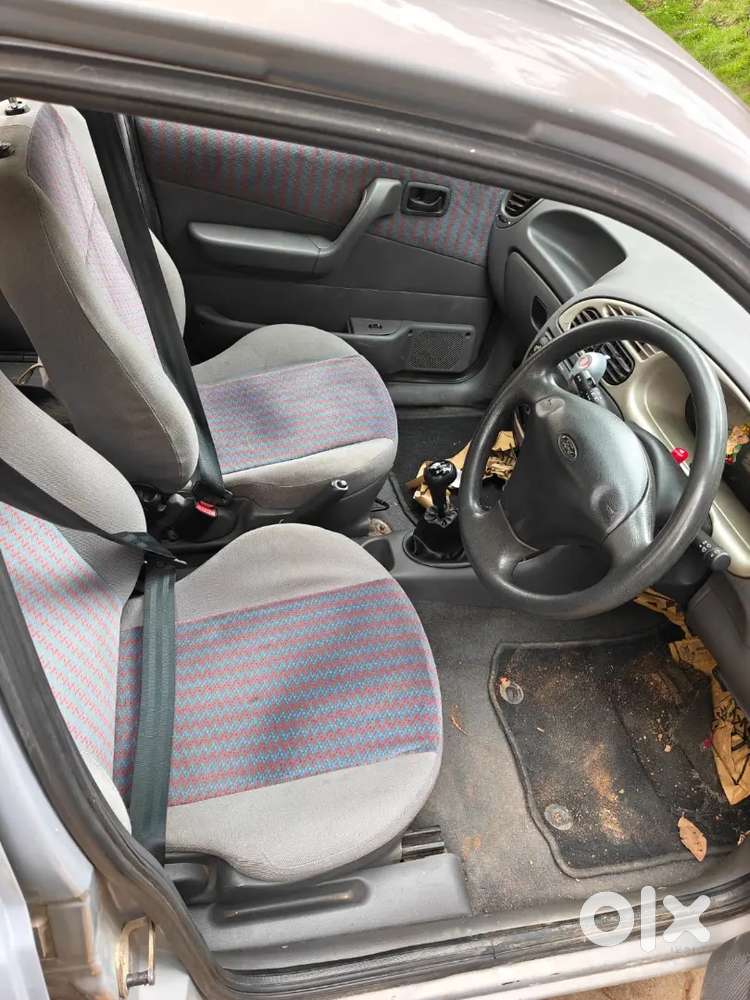 Ford Ikon 1.6 Zxi 2000