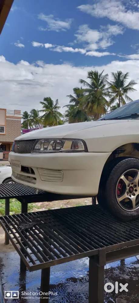 Mitsubishi Lancer 2004 Petrol 170000 Km Driven