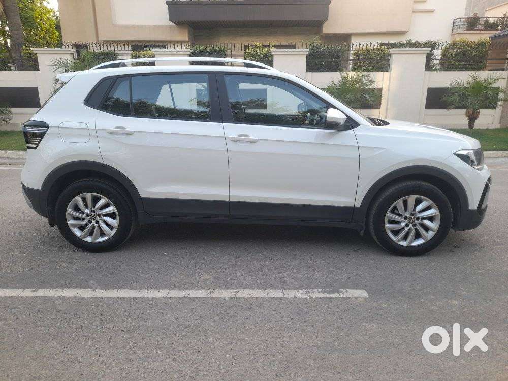 Volkswagen Taigun 1.0 Tsi Highline At, 2024, Petrol