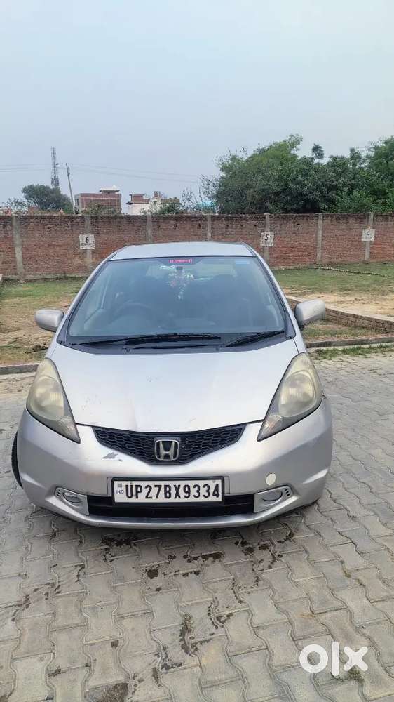 Honda Jazz 2011 Cng & Hybrids 75000 Km Driven