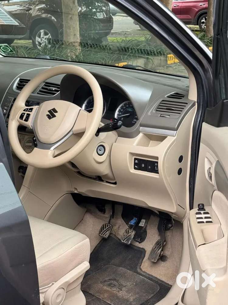 Maruti Suzuki Ertiga Zdi+ Shvs 2017