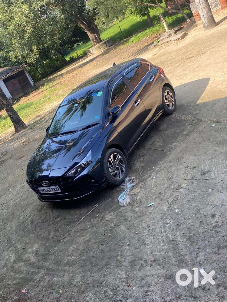 New I20 Top Model Well Maintain Good Condition