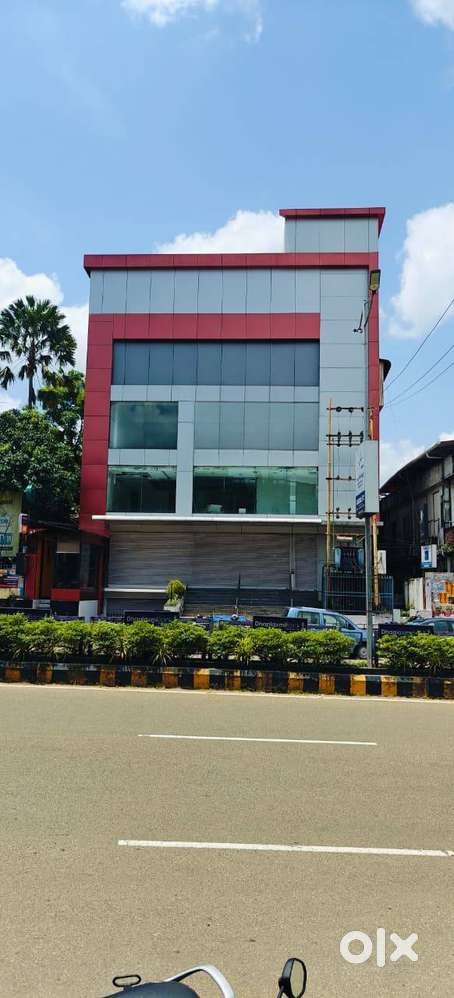 Commercial Space Nr Punkunnam Centre. Available Ground, 1st,2nd floors