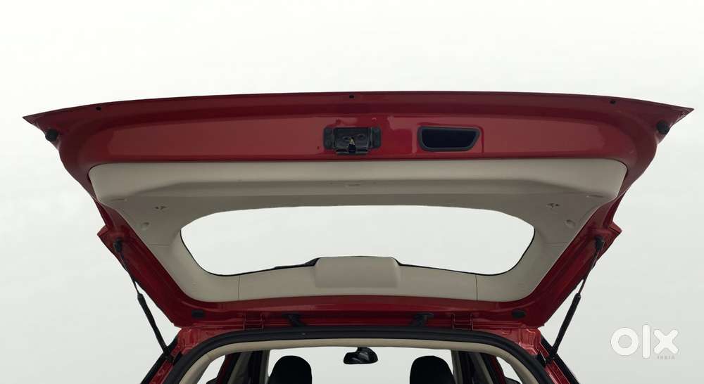 Mahindra Xuv300 W8 Diesel, 2022, Diesel