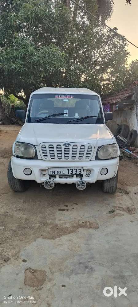 Mahindra Scorpio Classic 2005