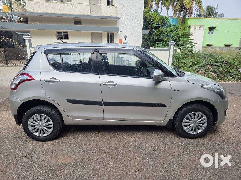 Maruti Suzuki Swift Vxi + Manual, 2013, Petrol