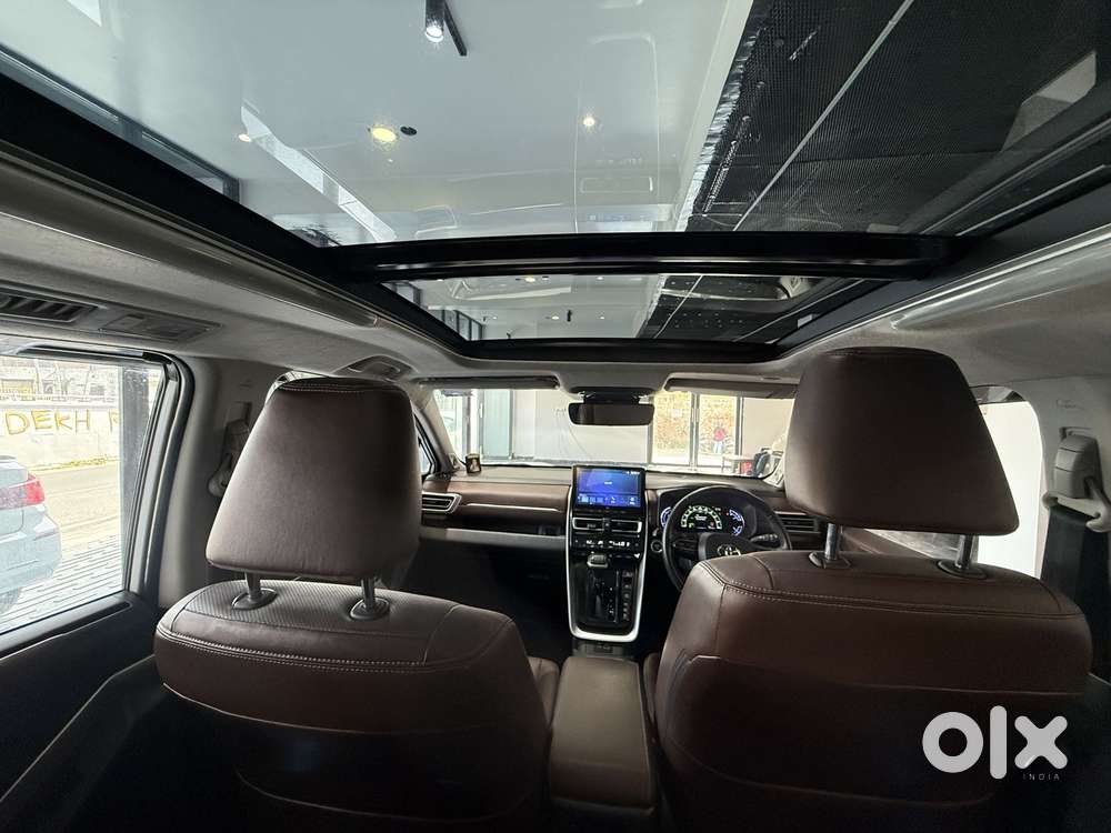 Toyota Innova Hycross 2.0 Zx (o) Hybrid 7 Str, 2024, Cng & Hybrids