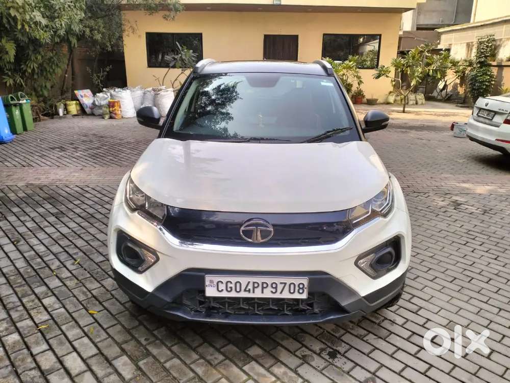 Tata Nexon 2024 Automatic Petrol