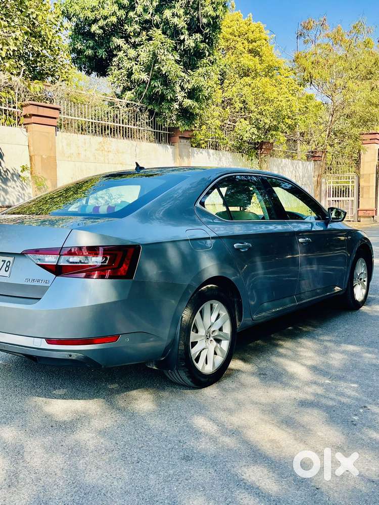 Skoda Superb Lk 1.8 Tsi At, 2019, Petrol