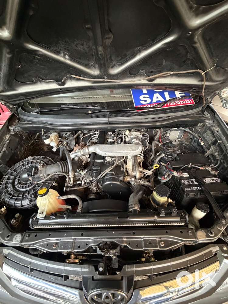 Toyota Innova 2011 Diesel Well Maintained New Tyres , Sound System