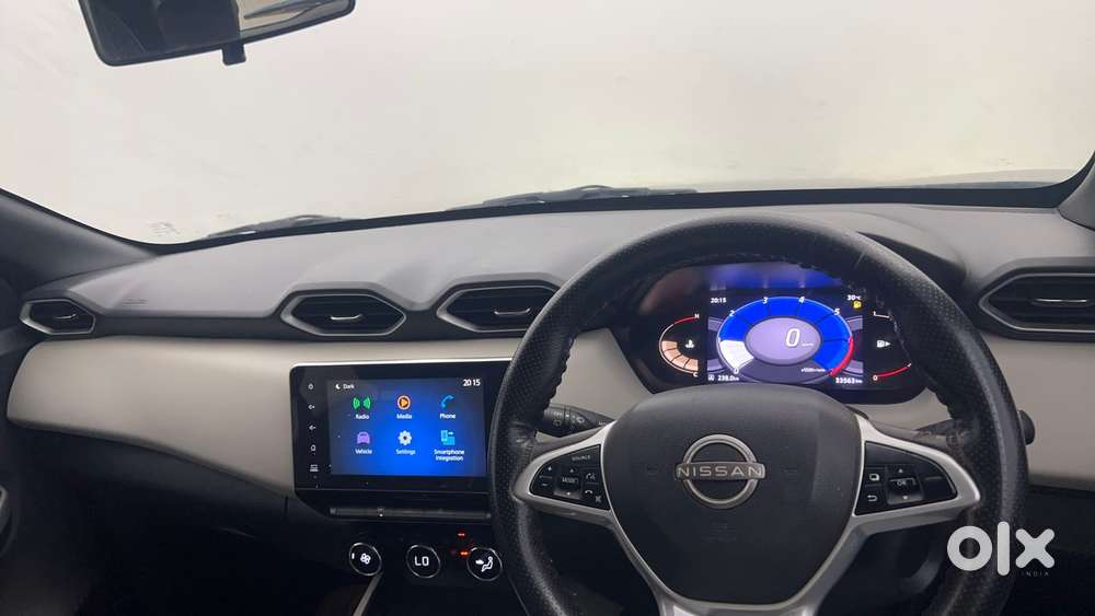Nissan Magnite 1.0 Xv, 2022, Petrol