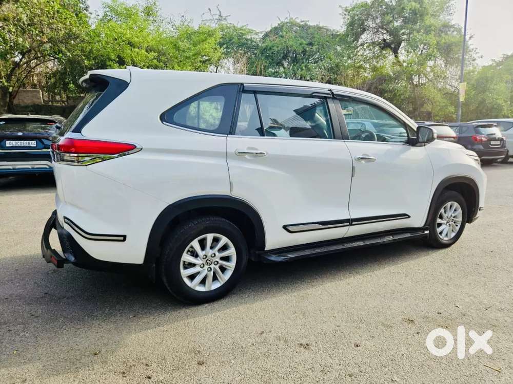 Toyota Innova Hycross, 2026, Petrol
