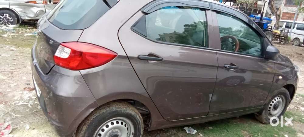 Tata Tiago Xe, 2019, Petrol