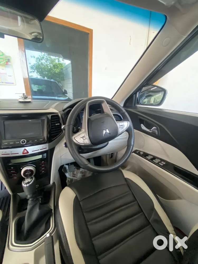 Mahindra Xuv300 Turbosport 2024 Petrol 6000 Km Driven