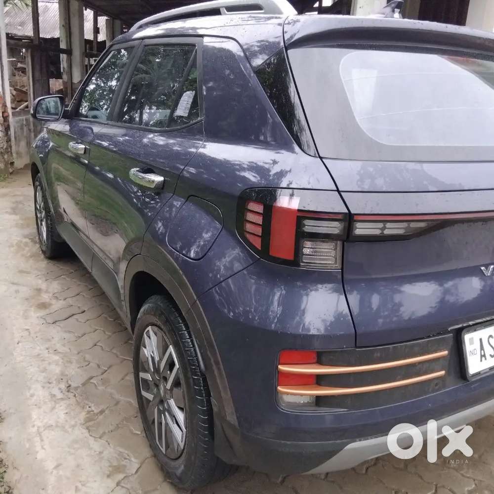 Hyundai Venue 2023 Diesel Well Maintained