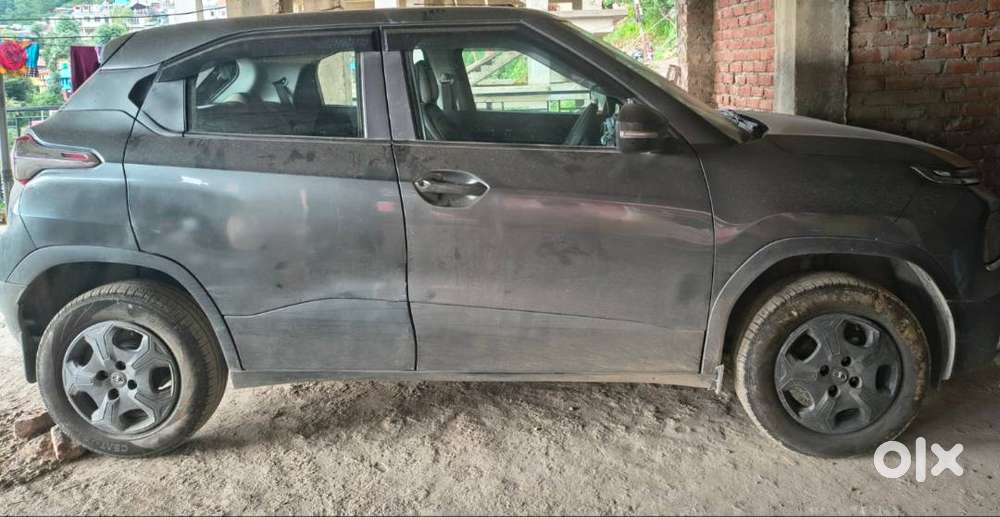 Tata Punch Accomplished Mt 2022 Petrol, 9938km Driven ,non Accidental